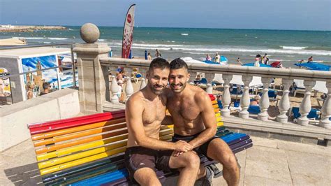 playas gay|Las playas con mejor ambiente gay de España